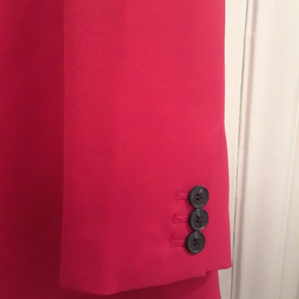 Red Jacket - Picture 6 of 12